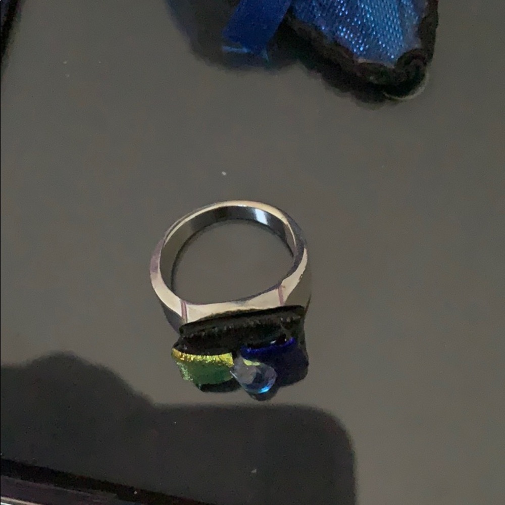 Ring 6 - Picture 4 of 5